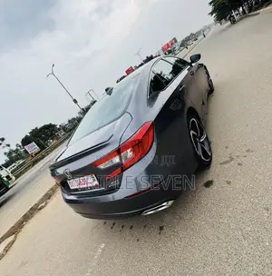 Honda Accord Sport 2.0T 2018 Gray