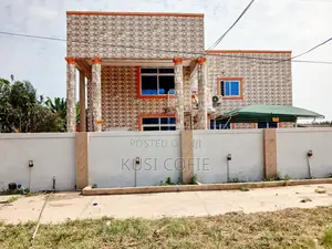5bdrm House in ECOMOG for sale