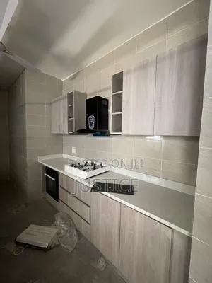 3bdrm House in Oyarifa, Ghana Flag for sale