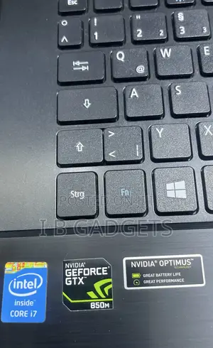Laptop Acer Aspire V3-772G 8GB Intel Core i7 HDD+SSD 500GB