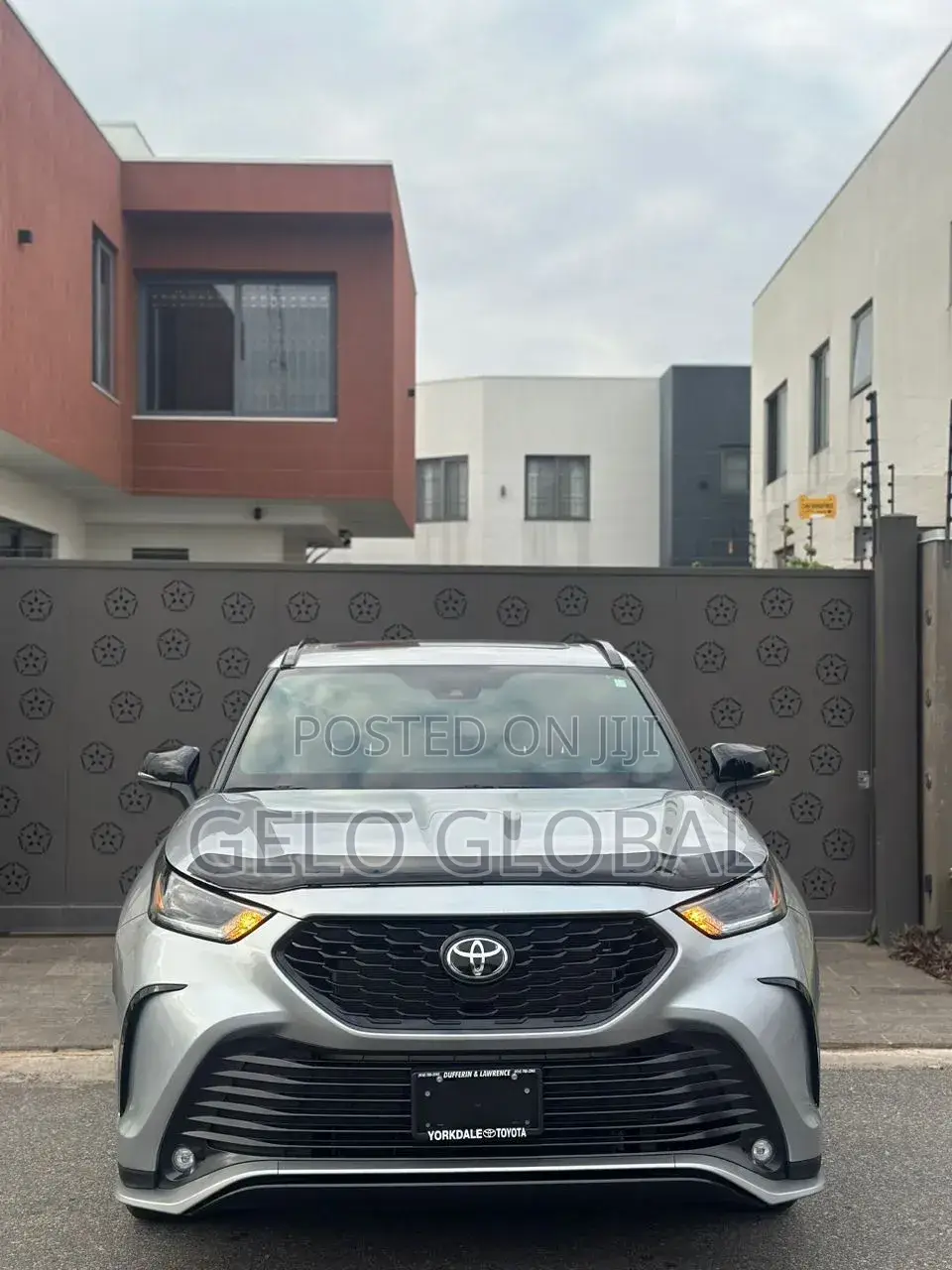 Toyota Highlander 2021 Silver