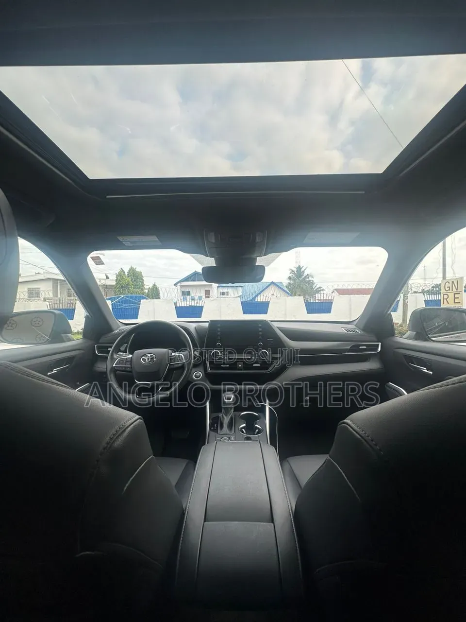 Toyota Highlander 2021 Silver