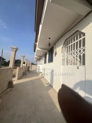 1bdrm Apartment in Obibini Junction, Abokobi for rent