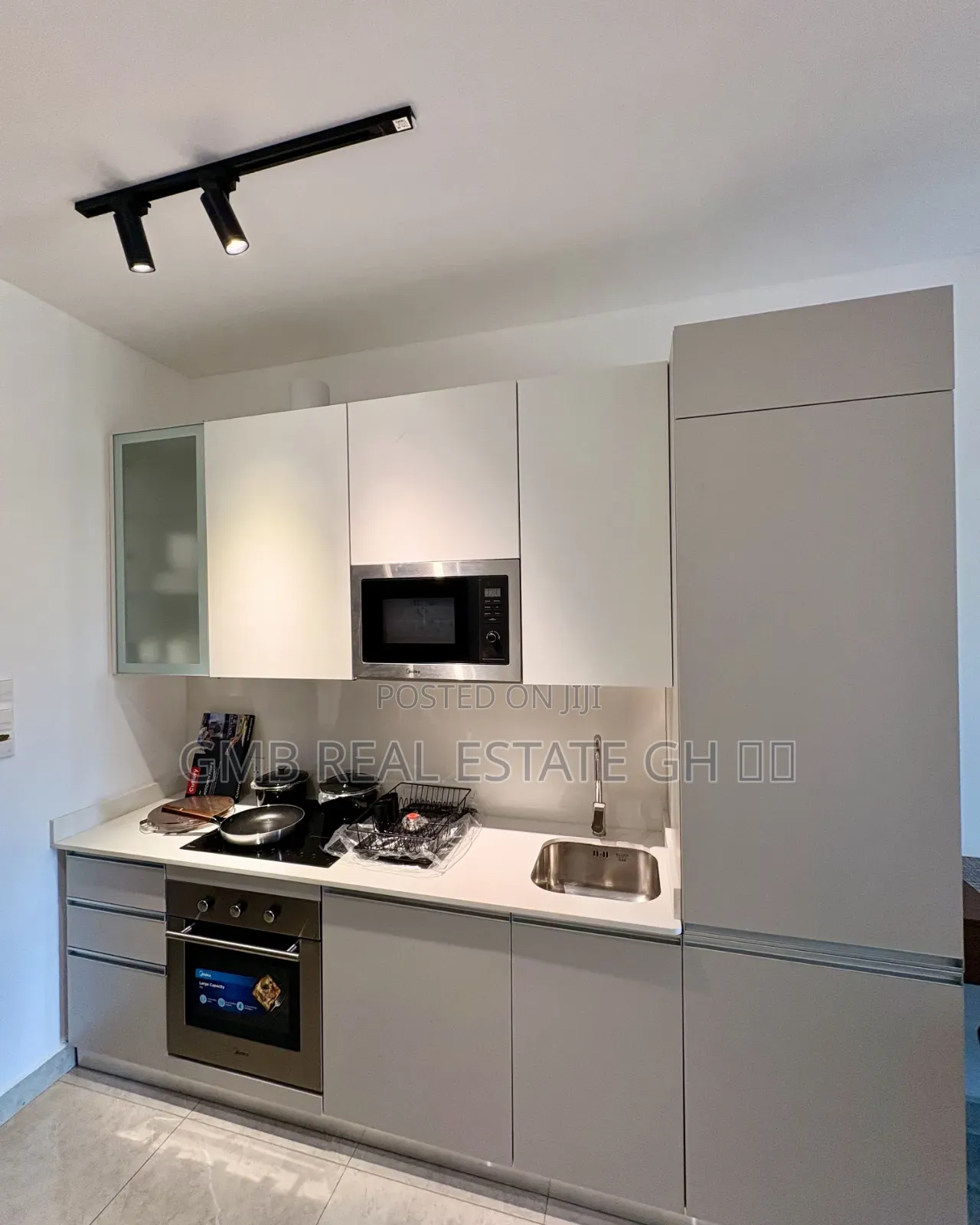 Furnished 1bdrm Apartment in Airport Residential for rent