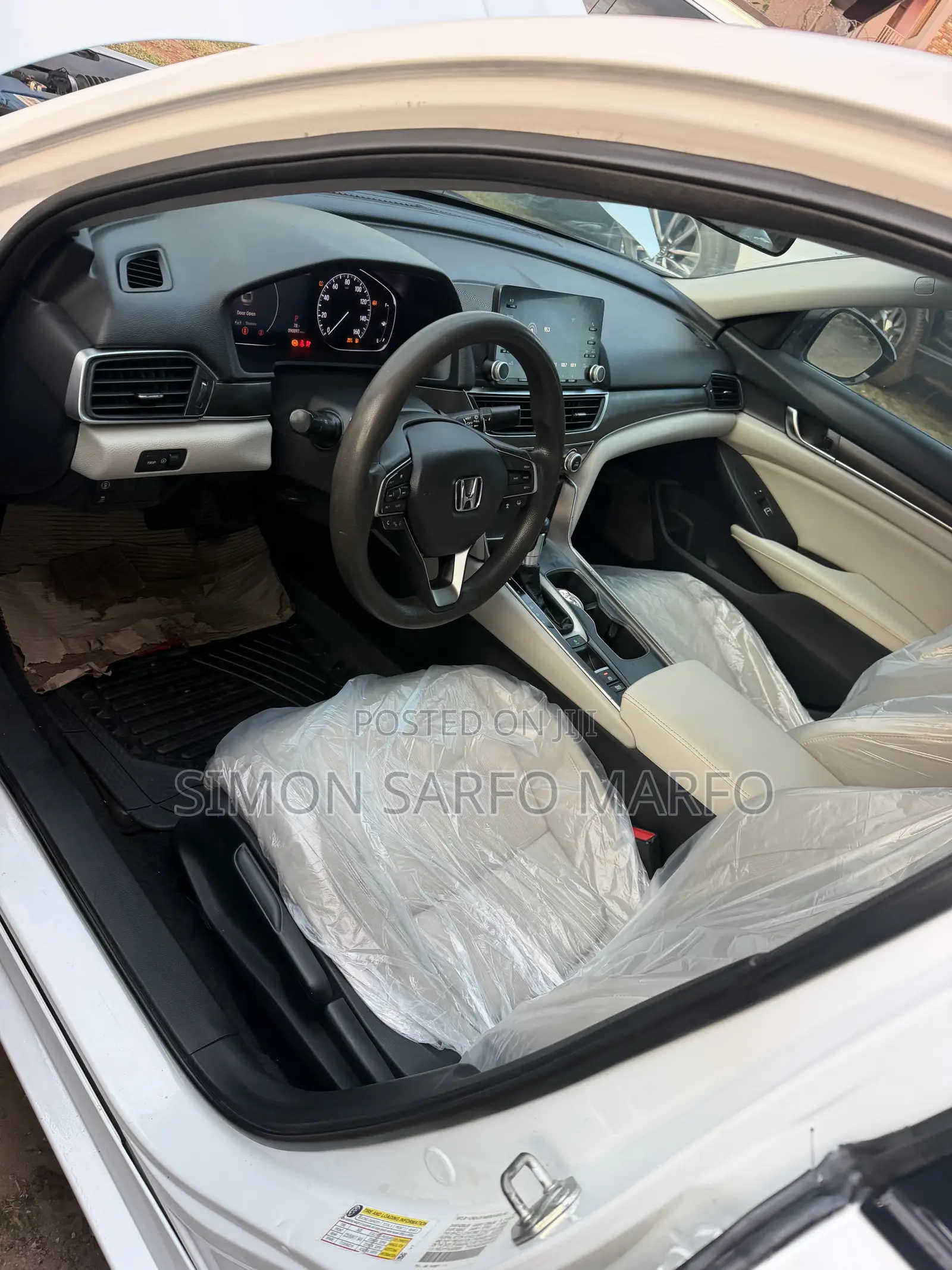 Honda Accord EX-L (2.0L 4cyl Turbo 10A) 2019 White