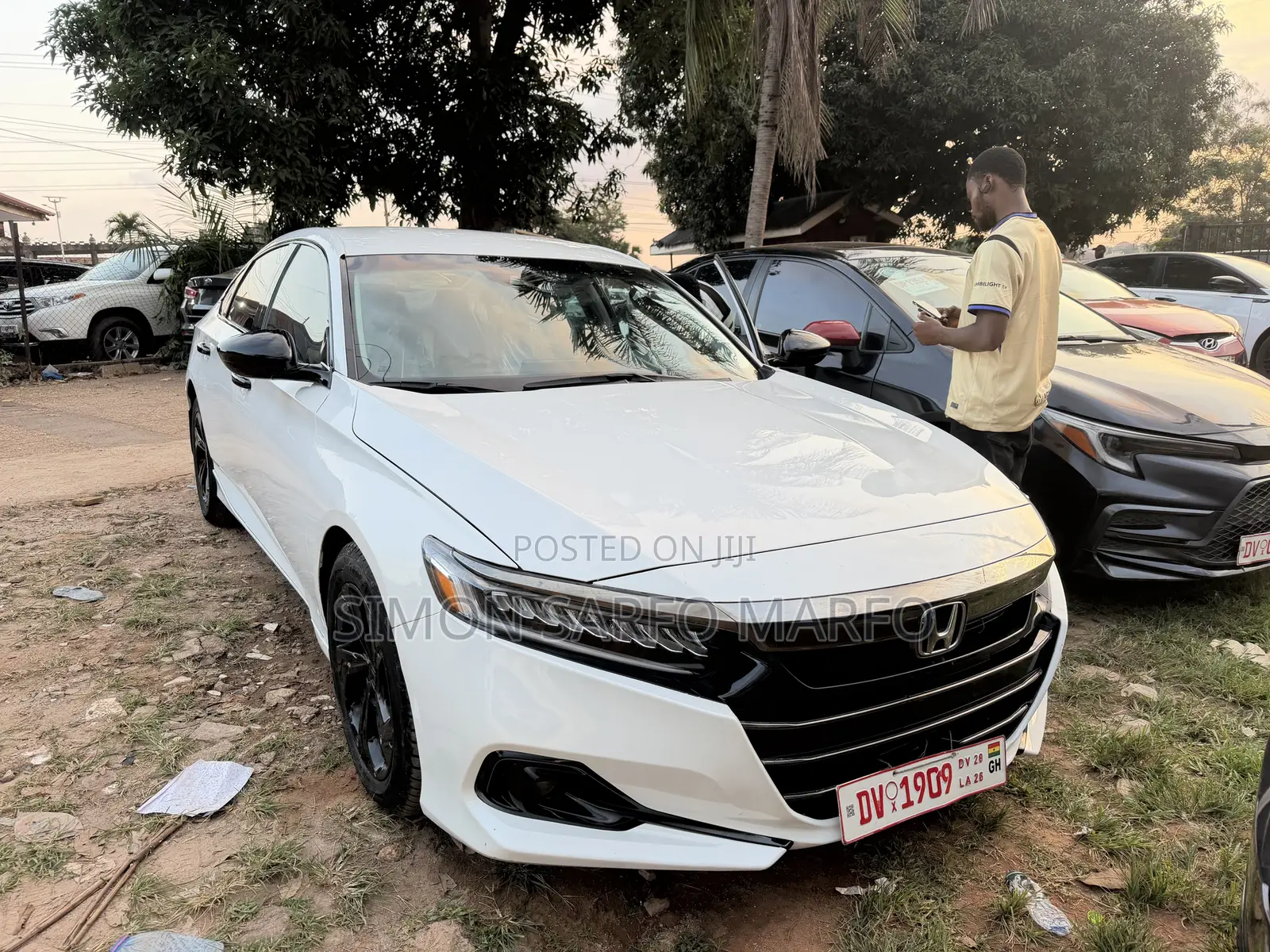 Honda Accord EX-L (2.0L 4cyl Turbo 10A) 2019 White