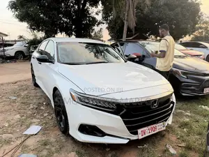 Honda Accord EX-L (2.0L 4cyl Turbo 10A) 2019 White