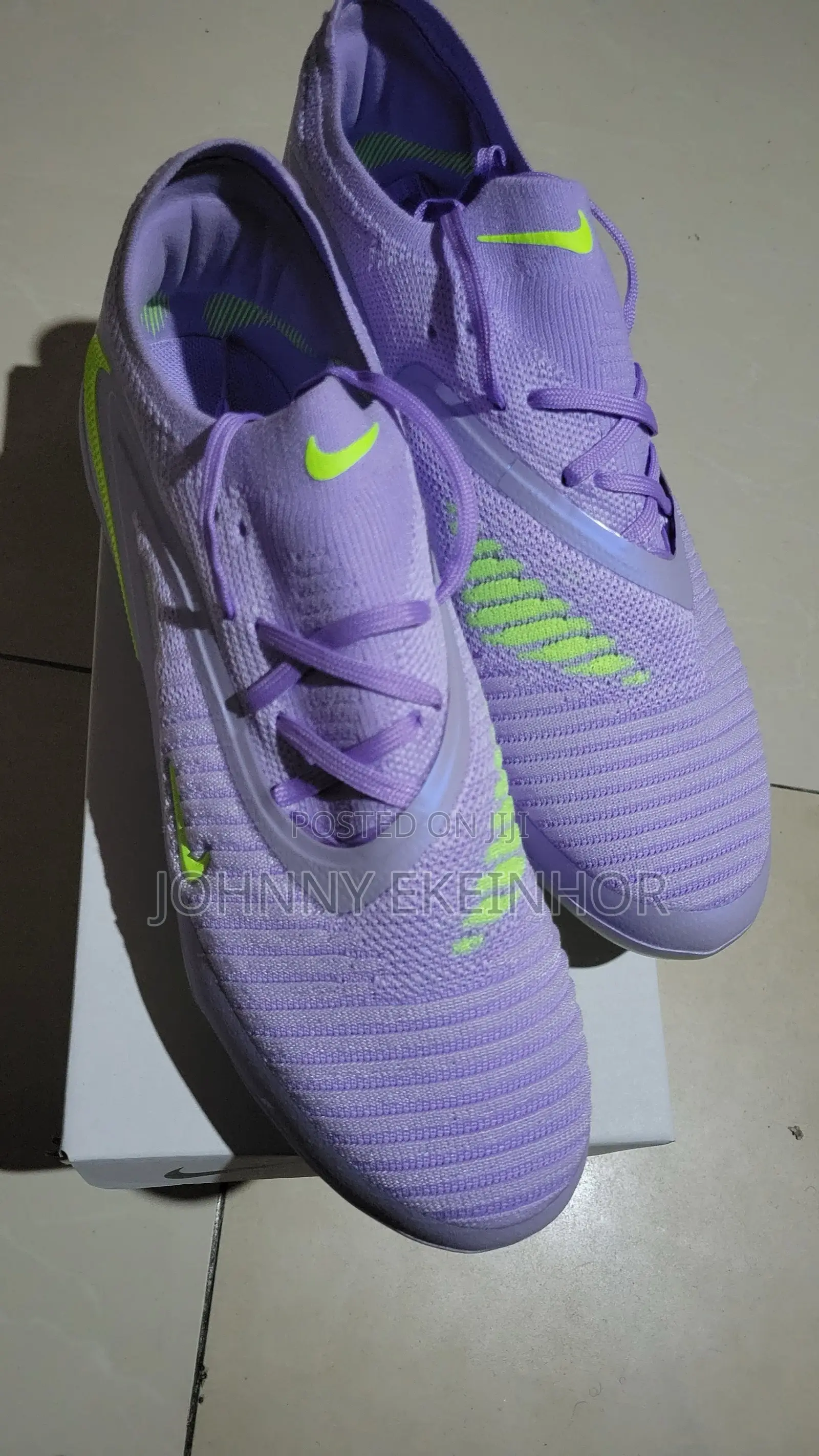 Nike Phantom Football Boots