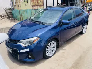 Toyota Corolla S 4dr Sedan (1.8L 4cyl CVT) 2015 Blue