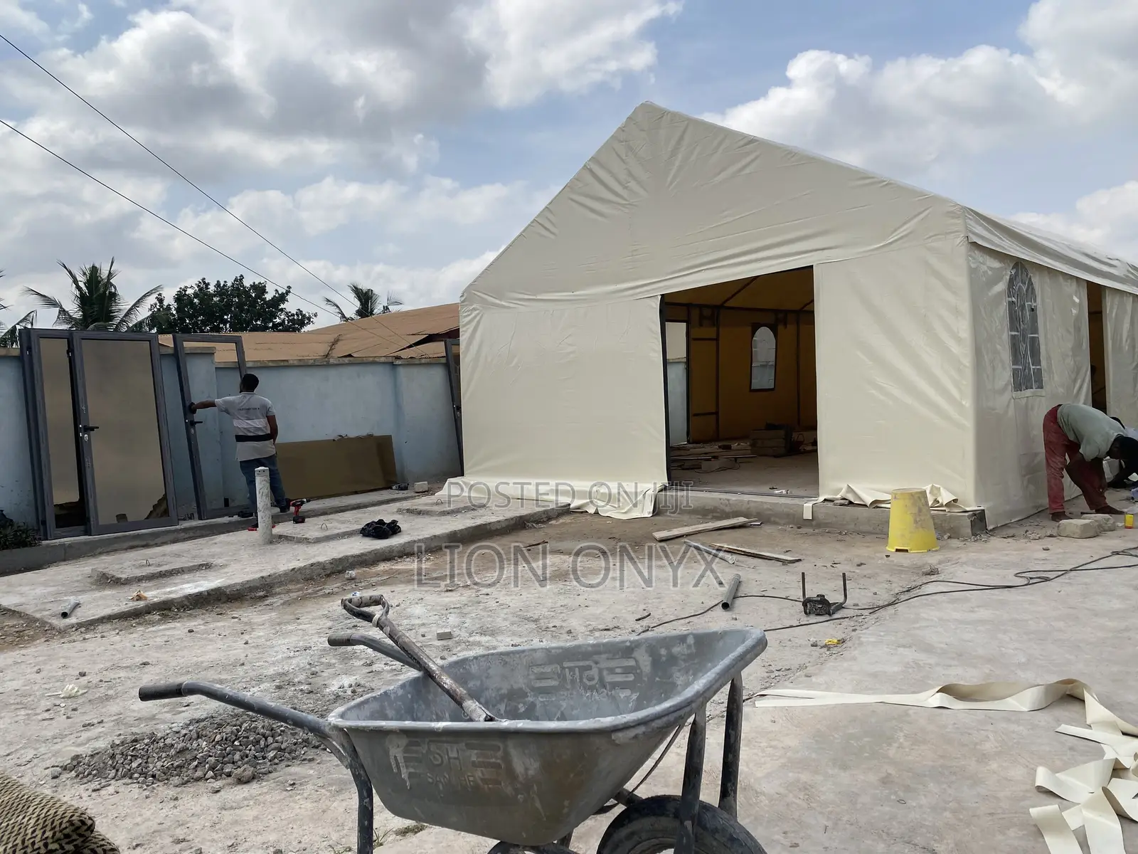 200 Guest Tent 30x60ft With 3Glass Doors Already Made + Installation
