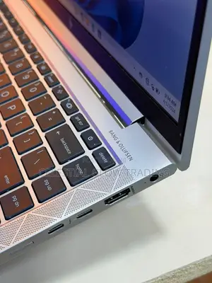 Laptop HP EliteBook 840 G8 8GB Intel Core i5 SSD 256GB