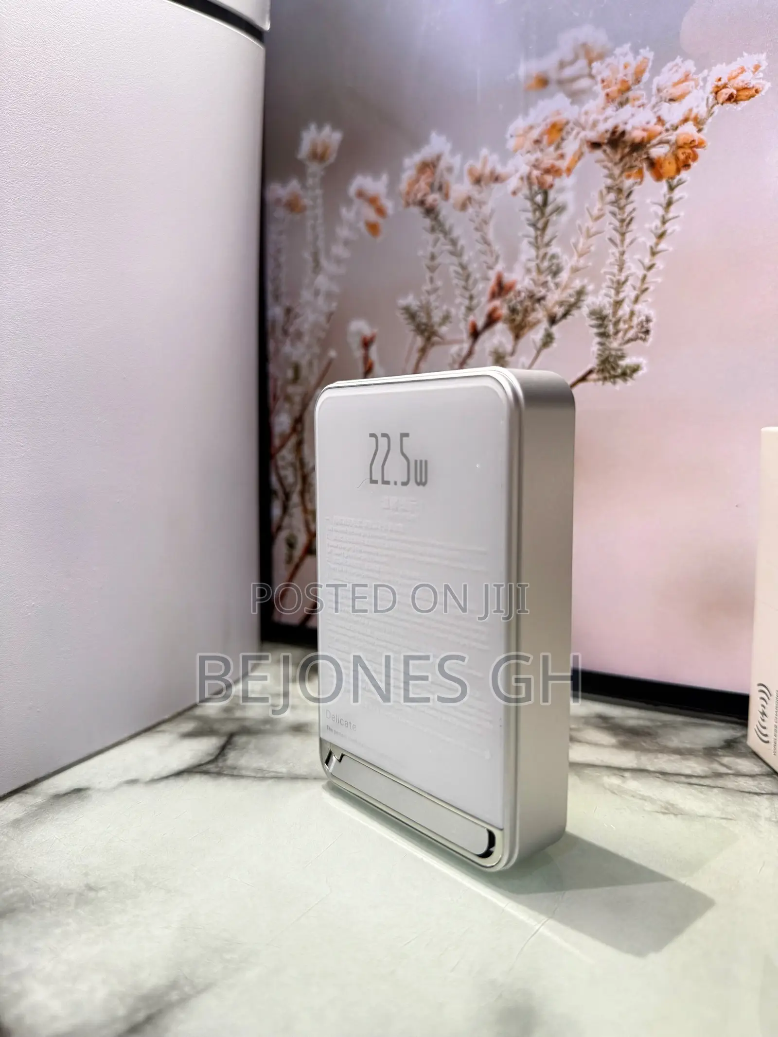 Wireless Power Bank