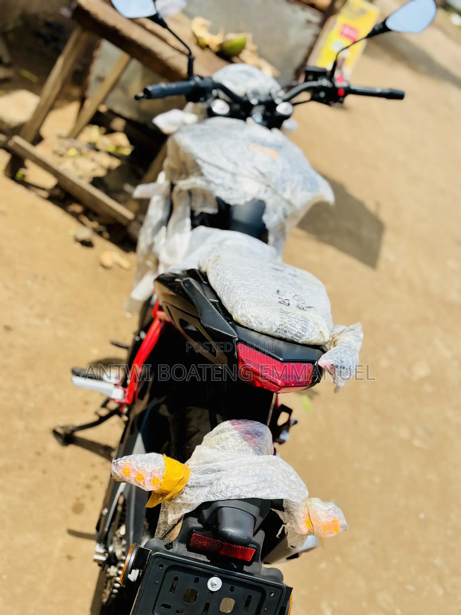 Benelli 2022 Red