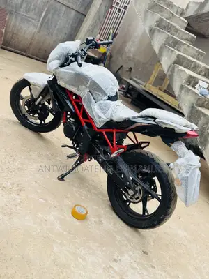 Benelli 2022 Red