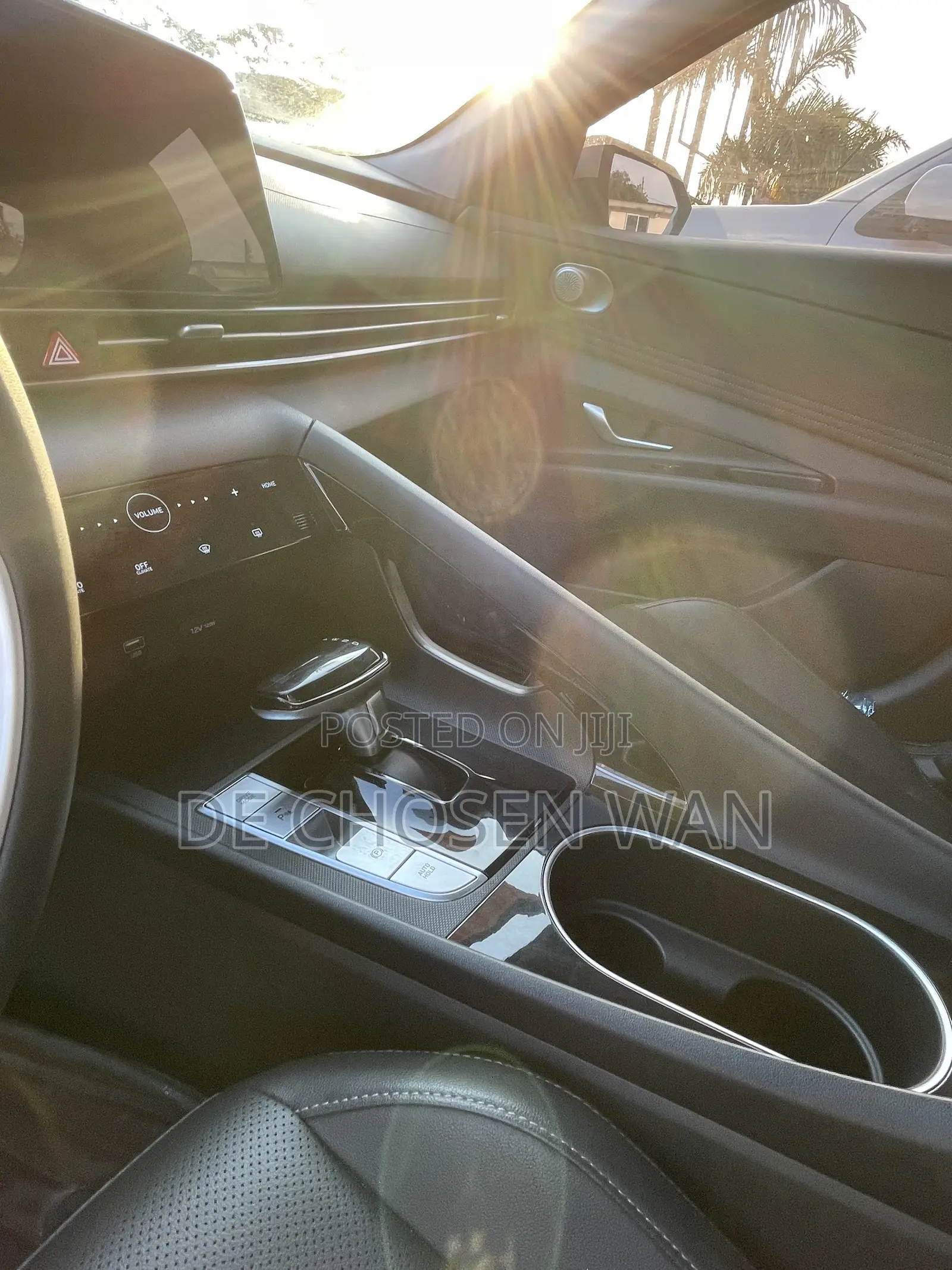 Hyundai Elantra Limited 2023 White