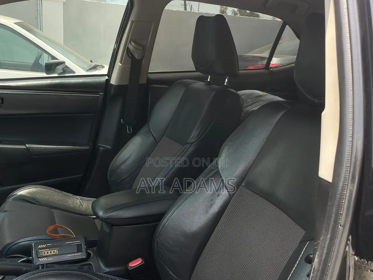 Toyota Corolla SE (1.8L 4cyl 6M) 2018 Black