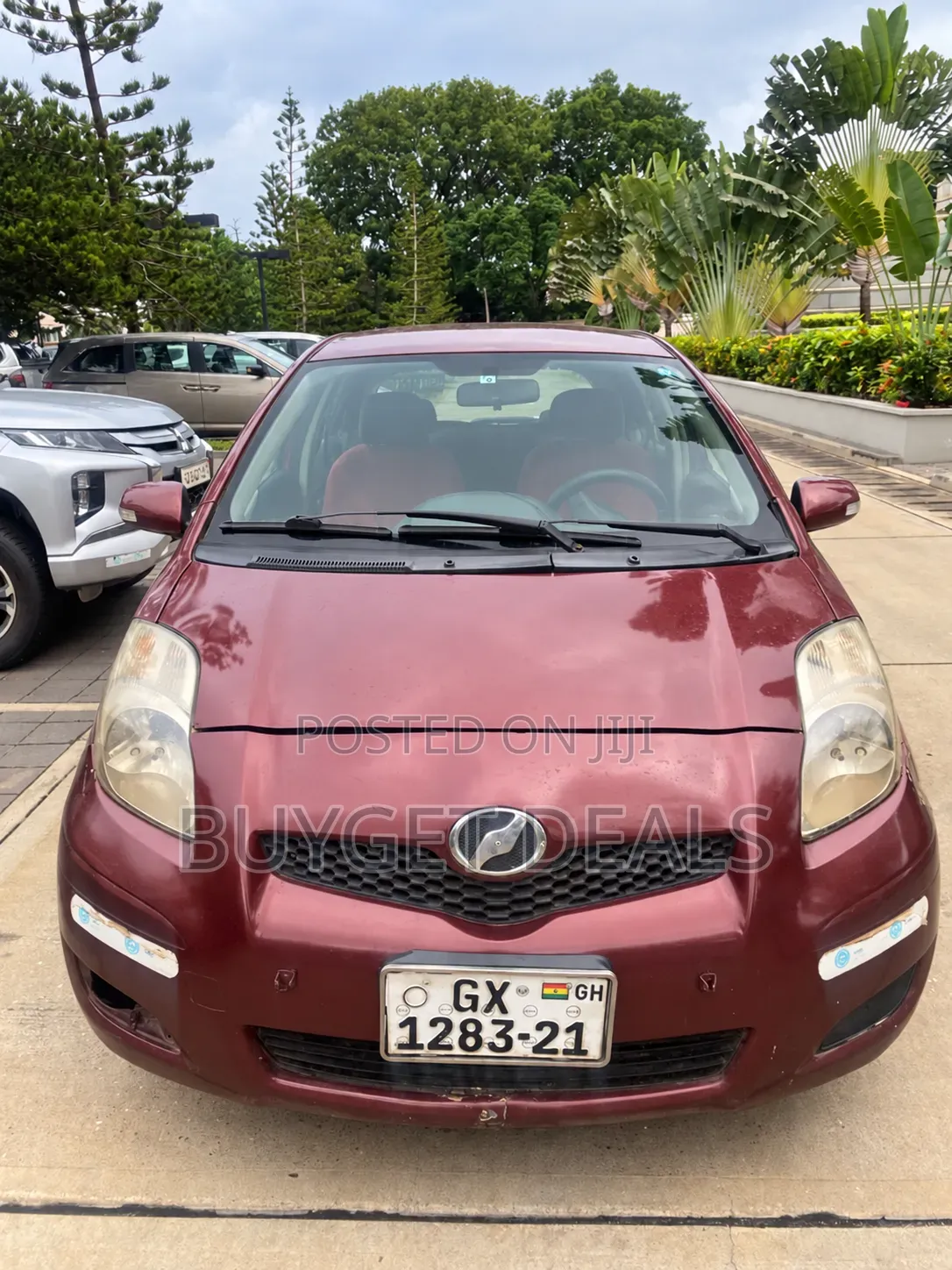 Toyota Vitz 2010 Burgundy