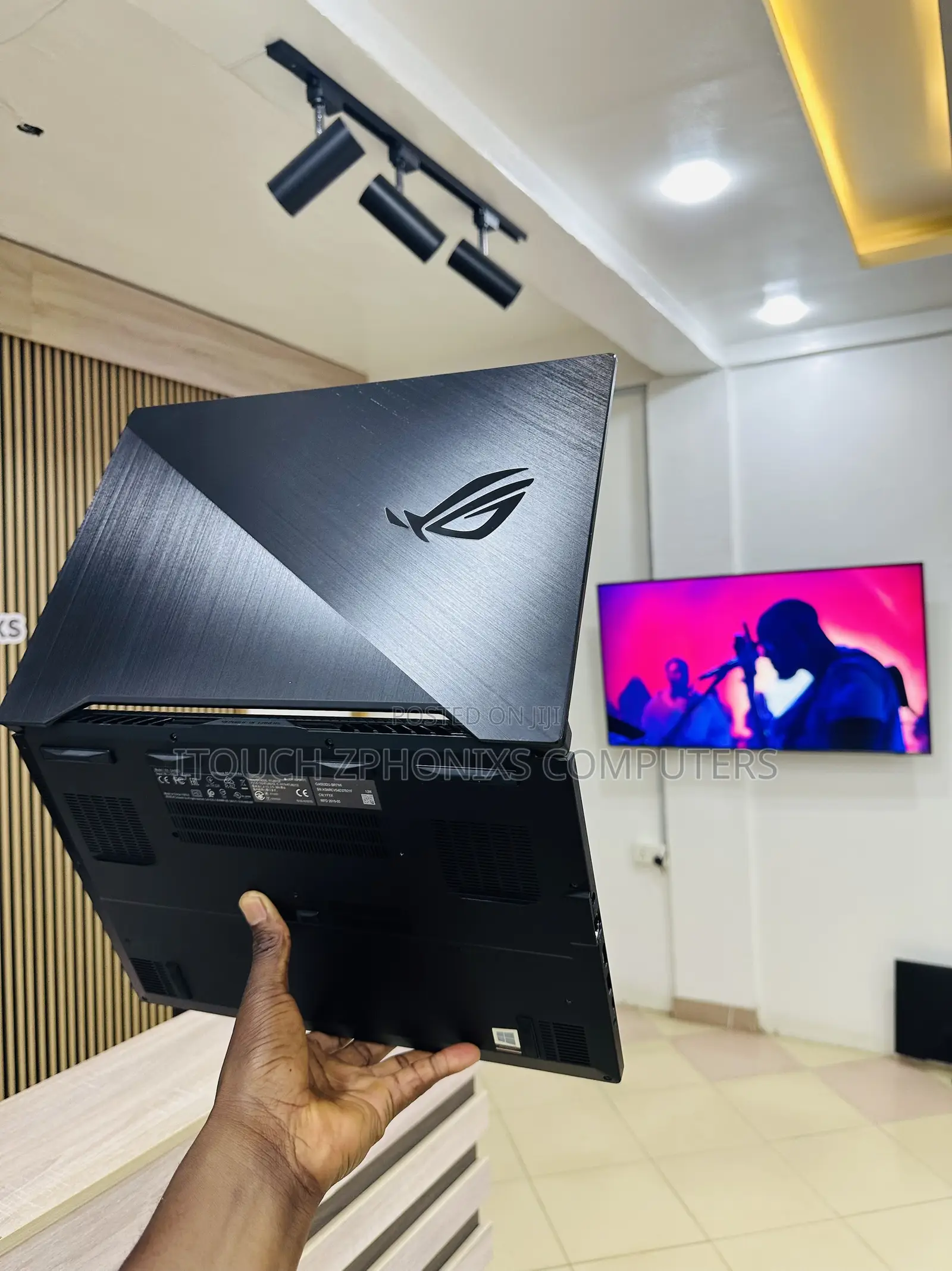 Laptop Asus ROG ZEPHYRUS (GX501) 16GB Intel Core i7 SSD 512GB
