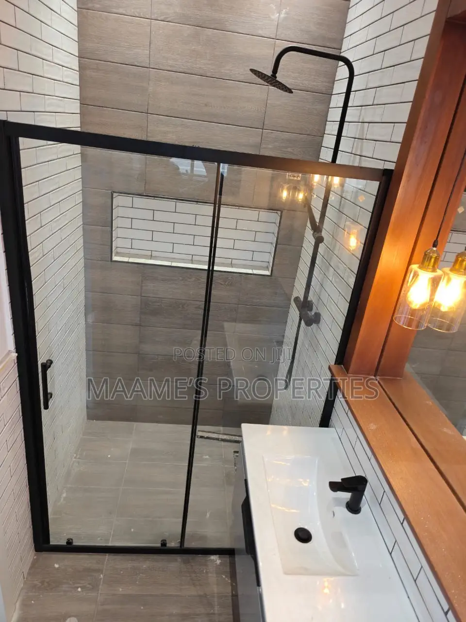 4bdrm Duplex in Tantra Hills for sale