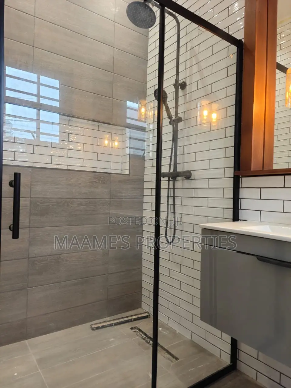 4bdrm Duplex in Tantra Hills for sale