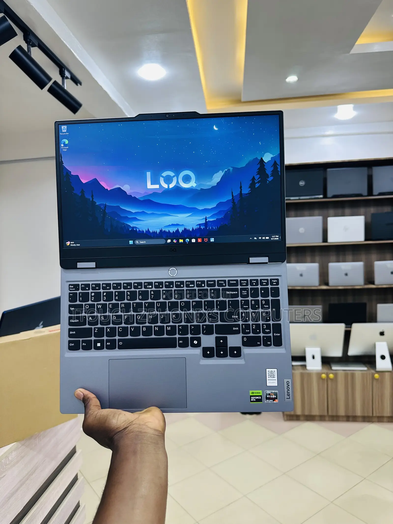New Laptop Lenovo LOQ 15AHP10 16GB AMD Ryzen 7 SSD 512GB