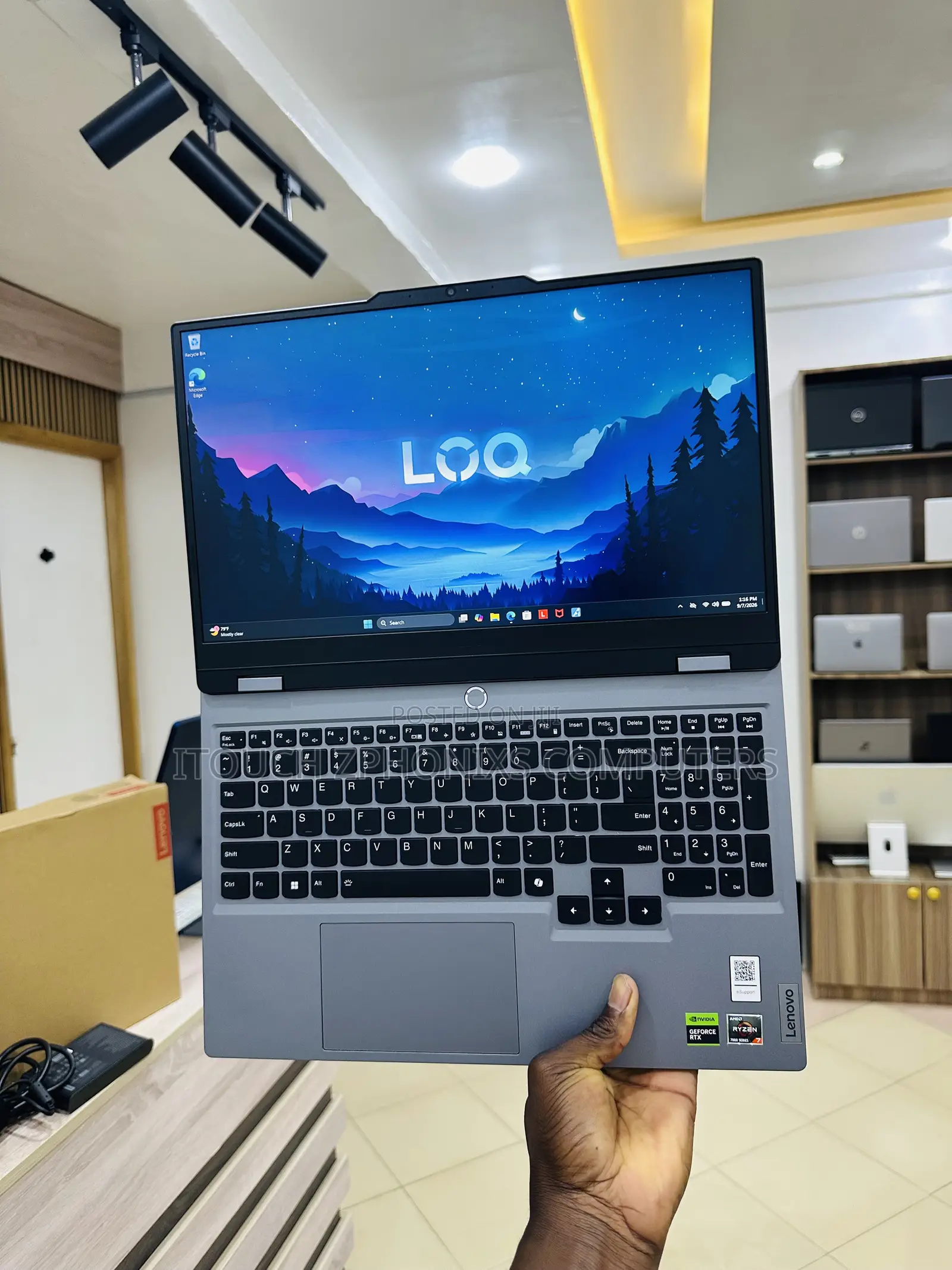 New Laptop Lenovo LOQ 15AHP10 16GB AMD Ryzen 7 SSD 512GB