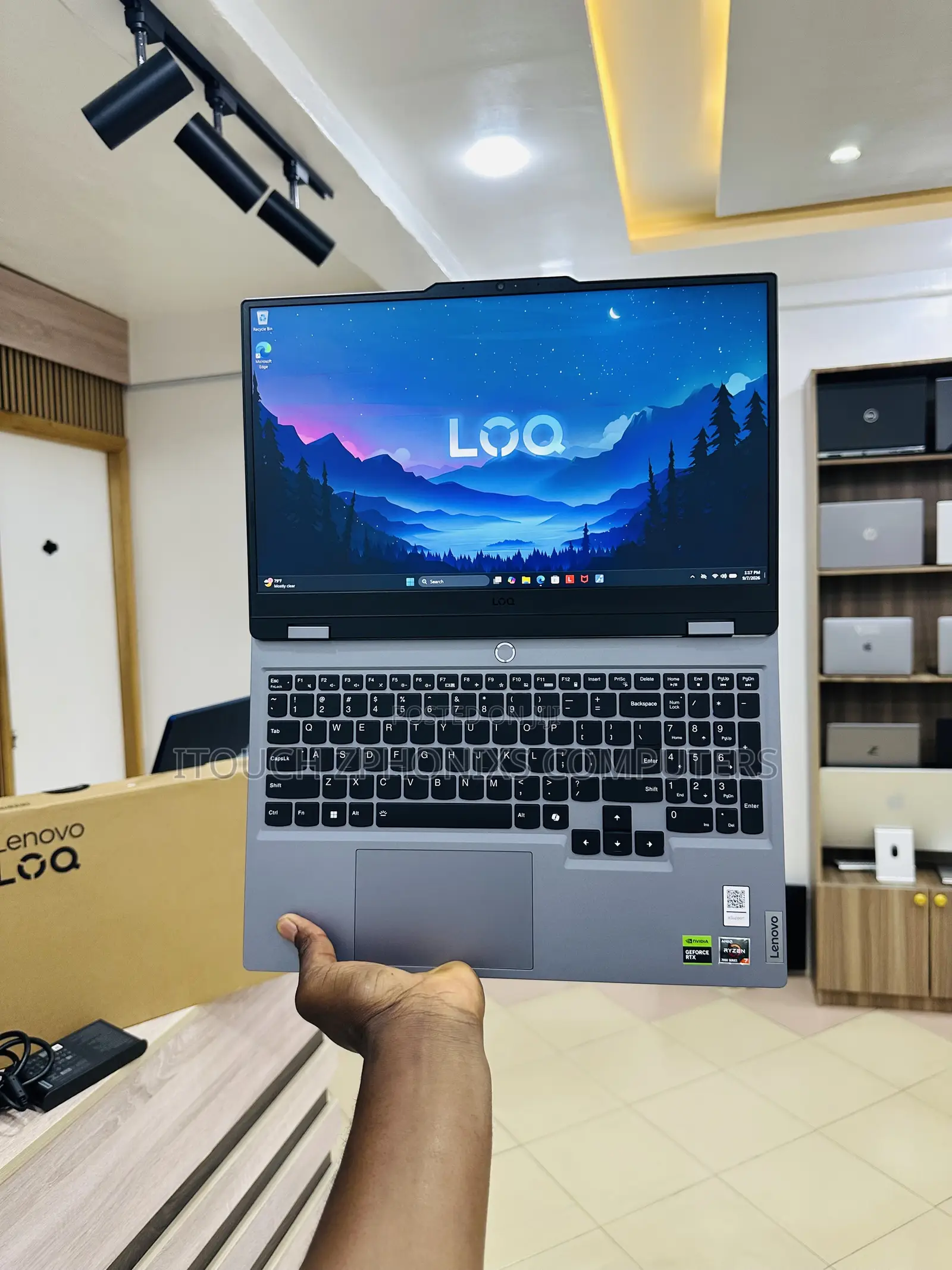 New Laptop Lenovo LOQ 15AHP10 16GB AMD Ryzen 7 SSD 512GB