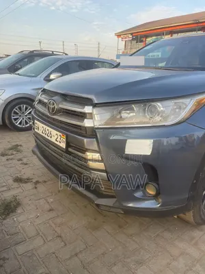 Toyota Highlander 2019 Gray