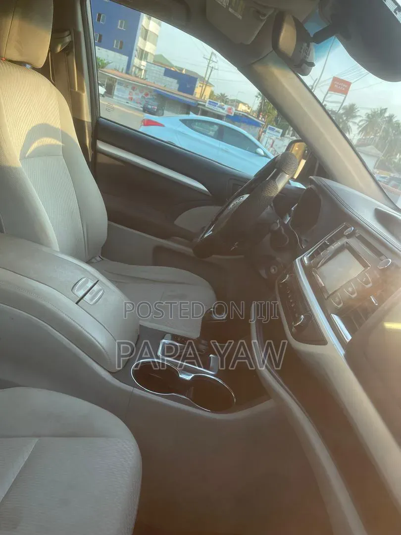 Toyota Highlander 2019 Gray