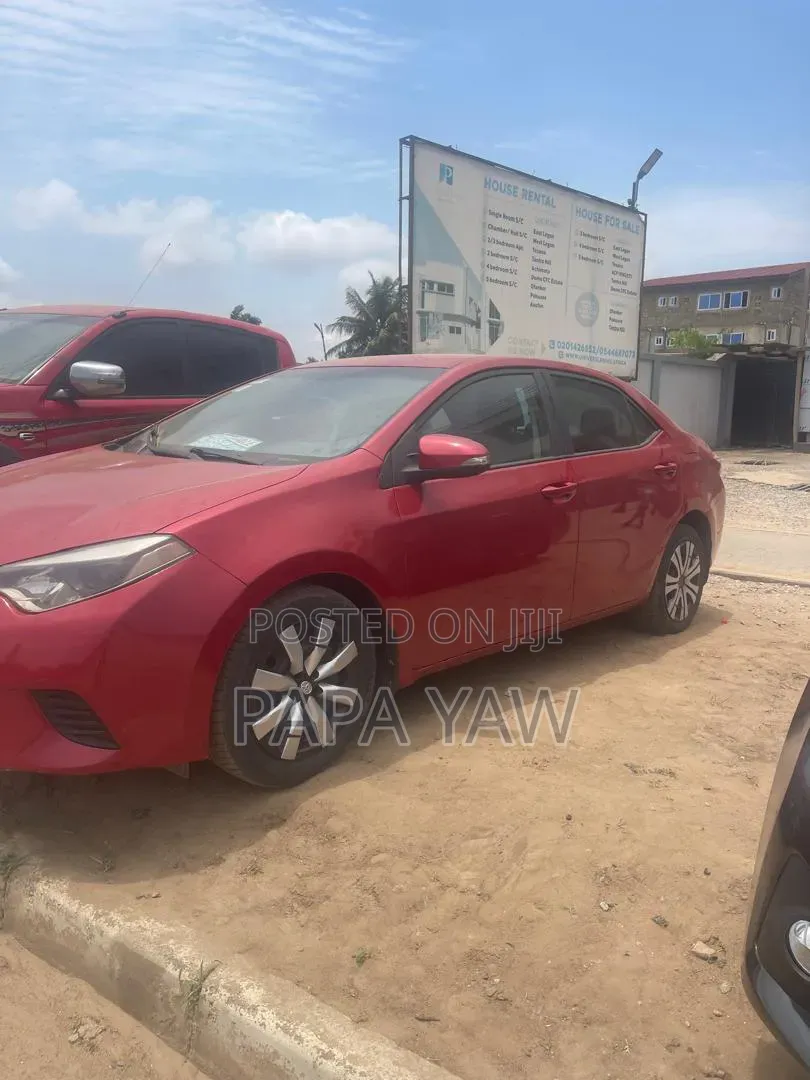 Toyota Corolla 2016 Red