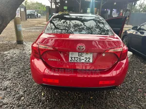 Toyota Corolla SE Special Edition 4dr Sedan (1.8L 4cyl CVT) 2017 Red