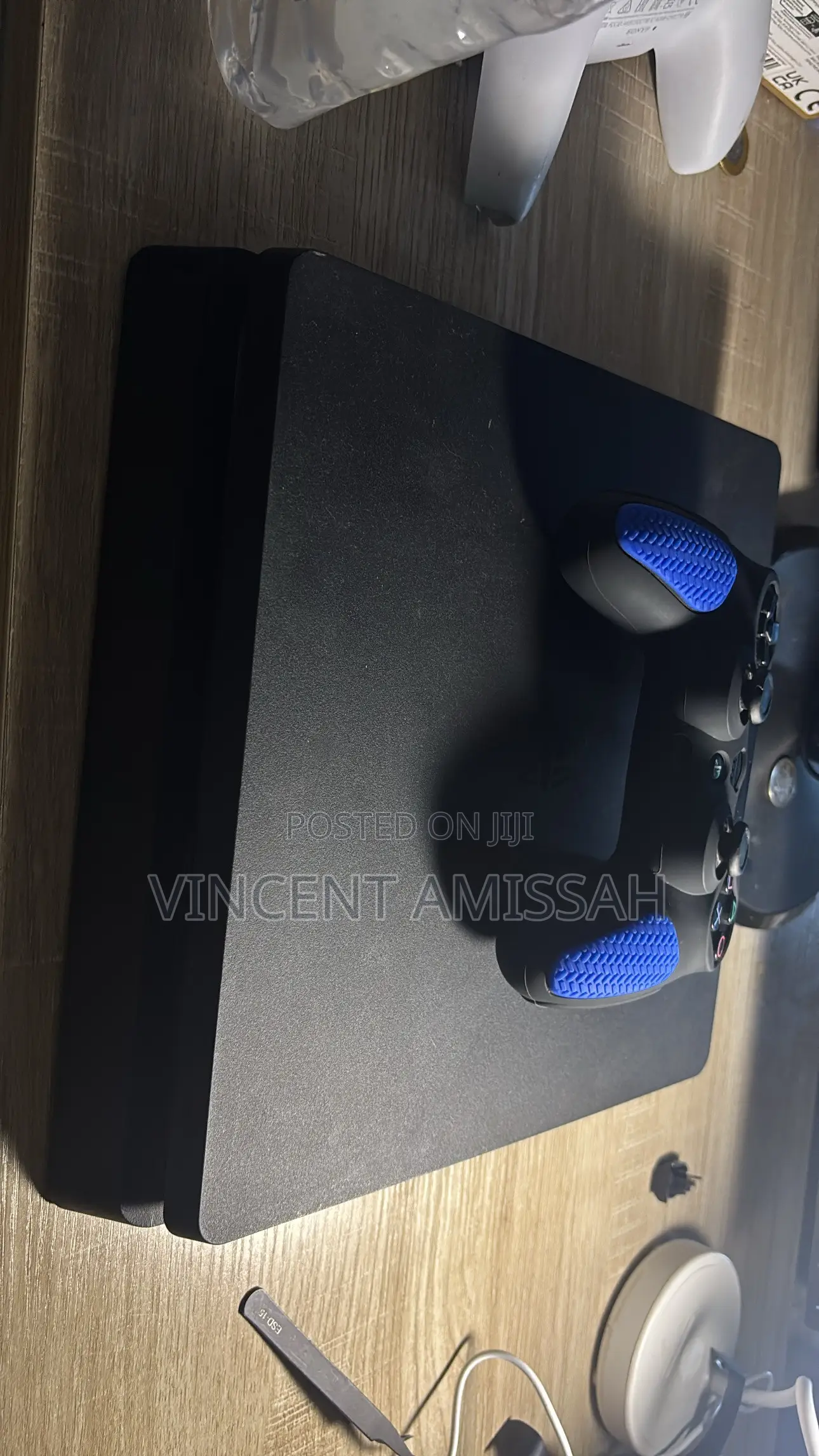 PlayStation 4 Slim