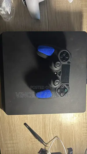PlayStation 4 Slim
