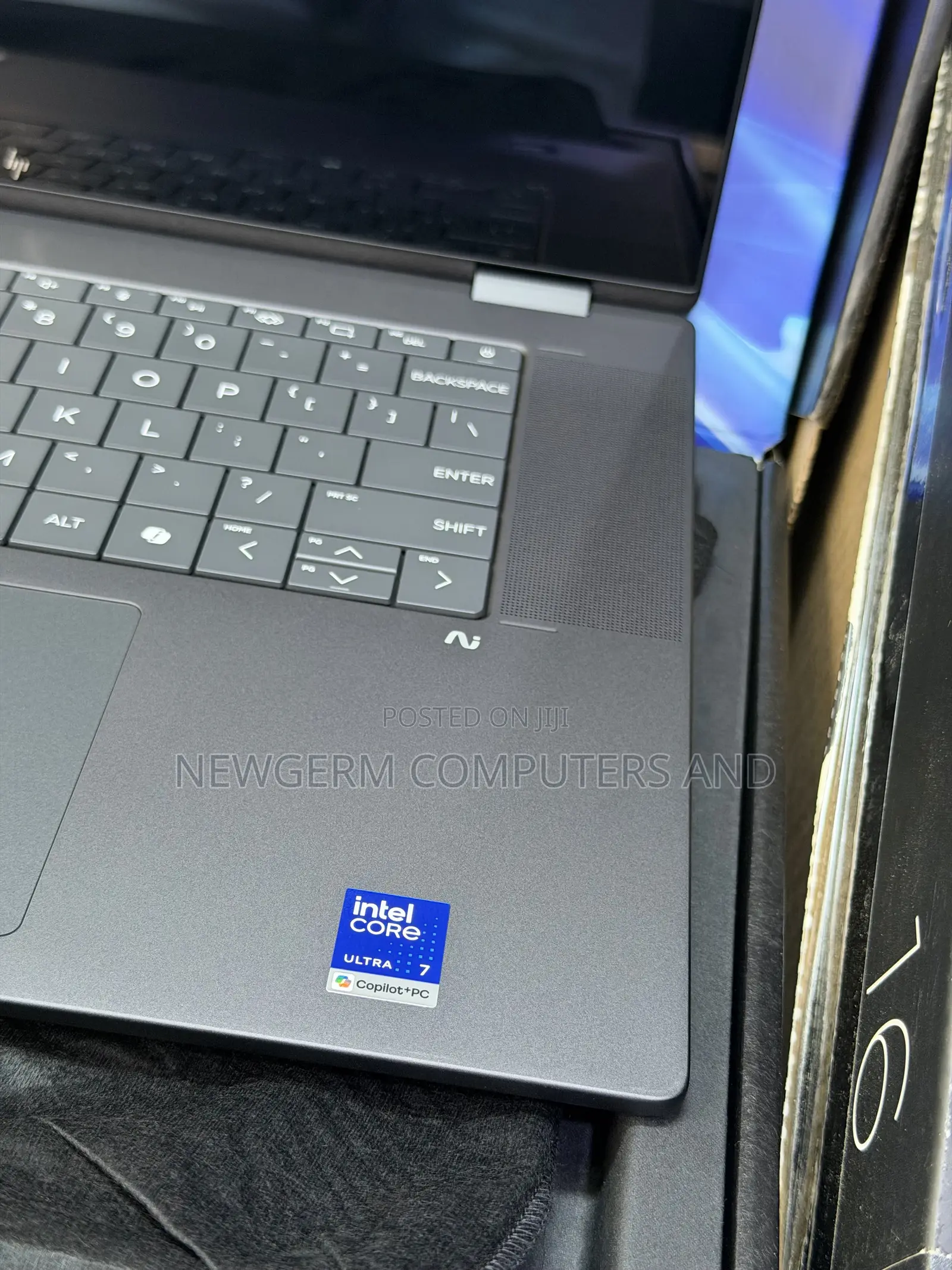 New Laptop HP OmniBook X Flip 16" 16GB Intel Core Ultra 7 SSD 1T