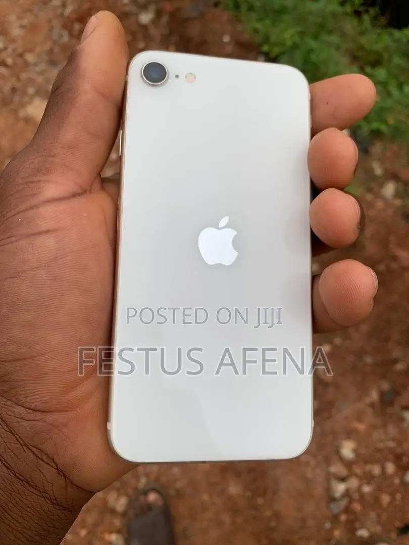 Apple iPhone SE (2022) 128 GB White