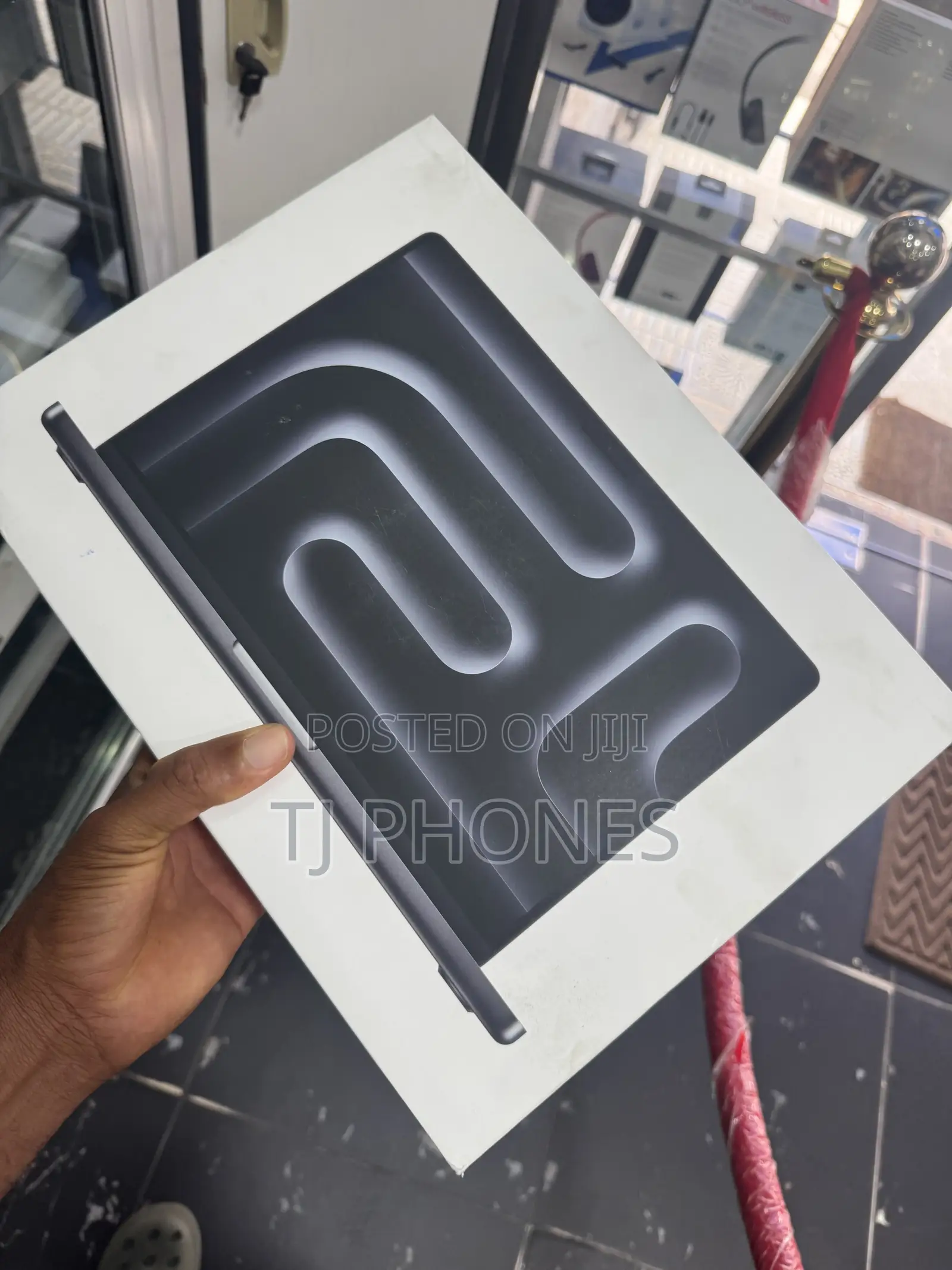 New Laptop Apple MacBook Pro 2026 M5 Pro 48GB Apple M5 Pro SSD 1T