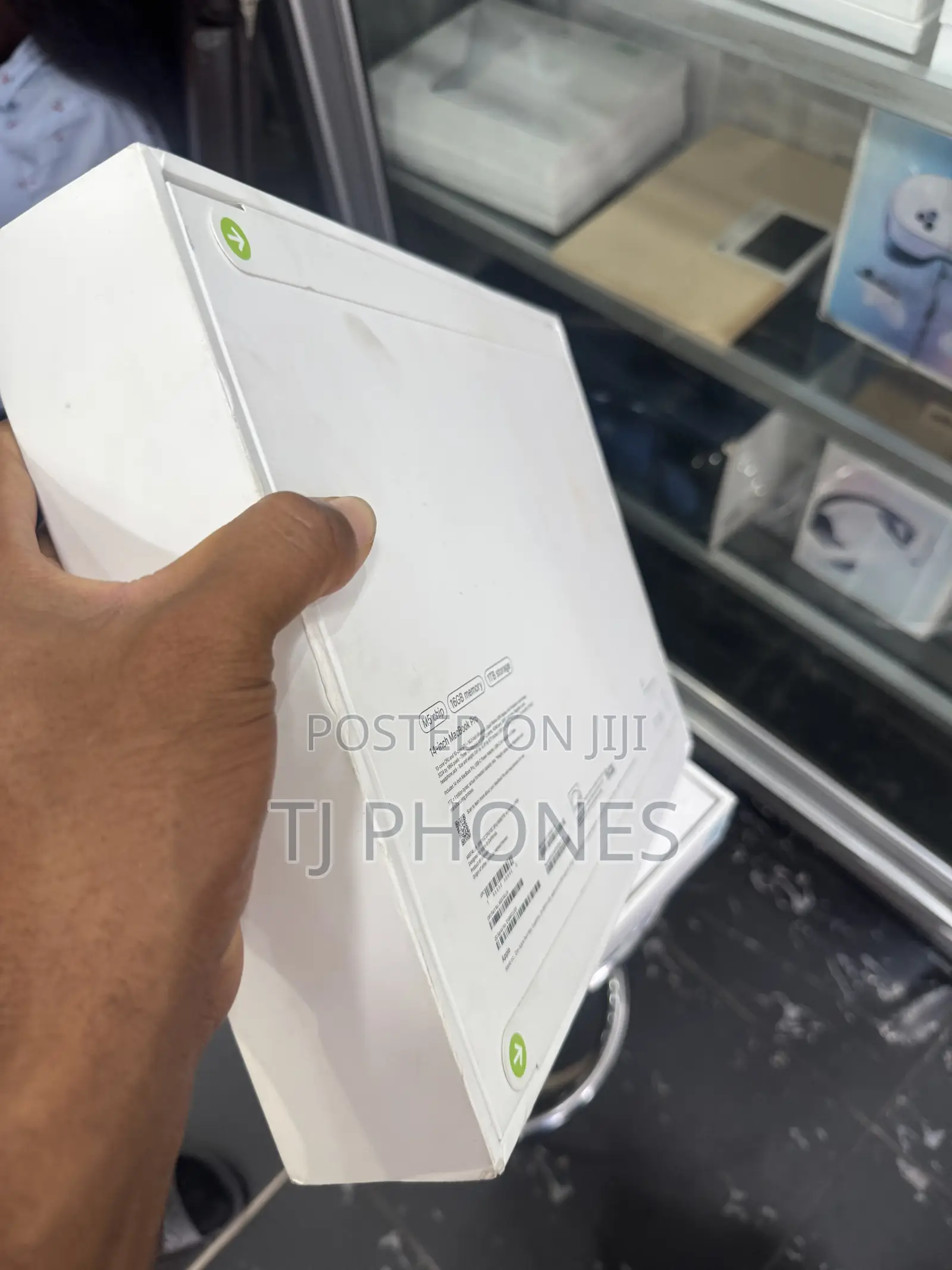 New Laptop Apple MacBook Pro 2026 M5 Pro 48GB Apple M5 Pro SSD 1T