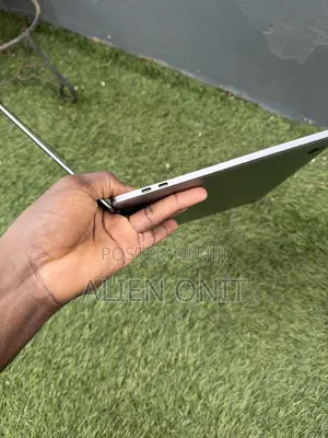 Laptop Apple MacBook Pro 2019 8GB Intel Core i5 SSD 128GB