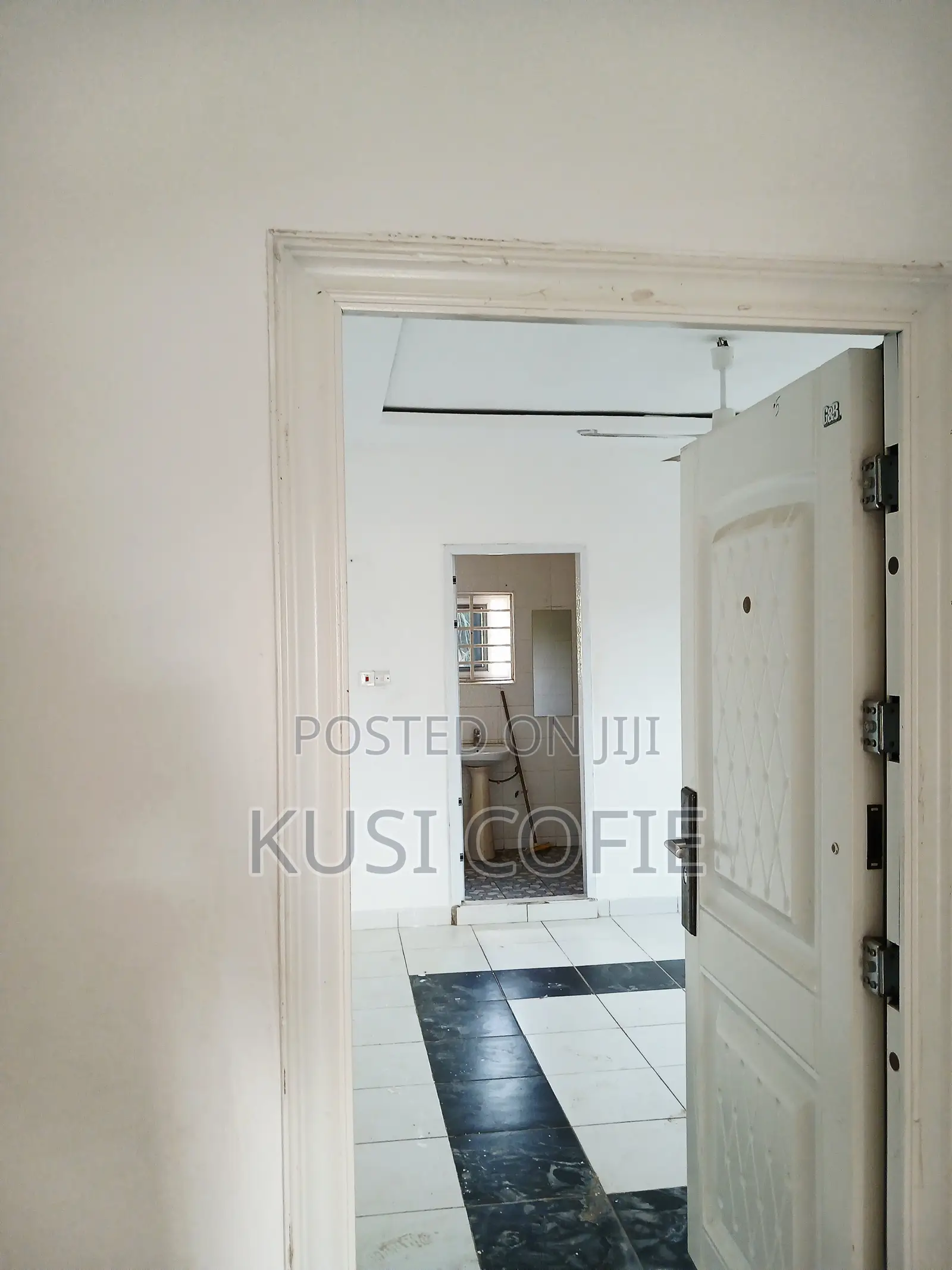 5bdrm House in ECOMOG for sale