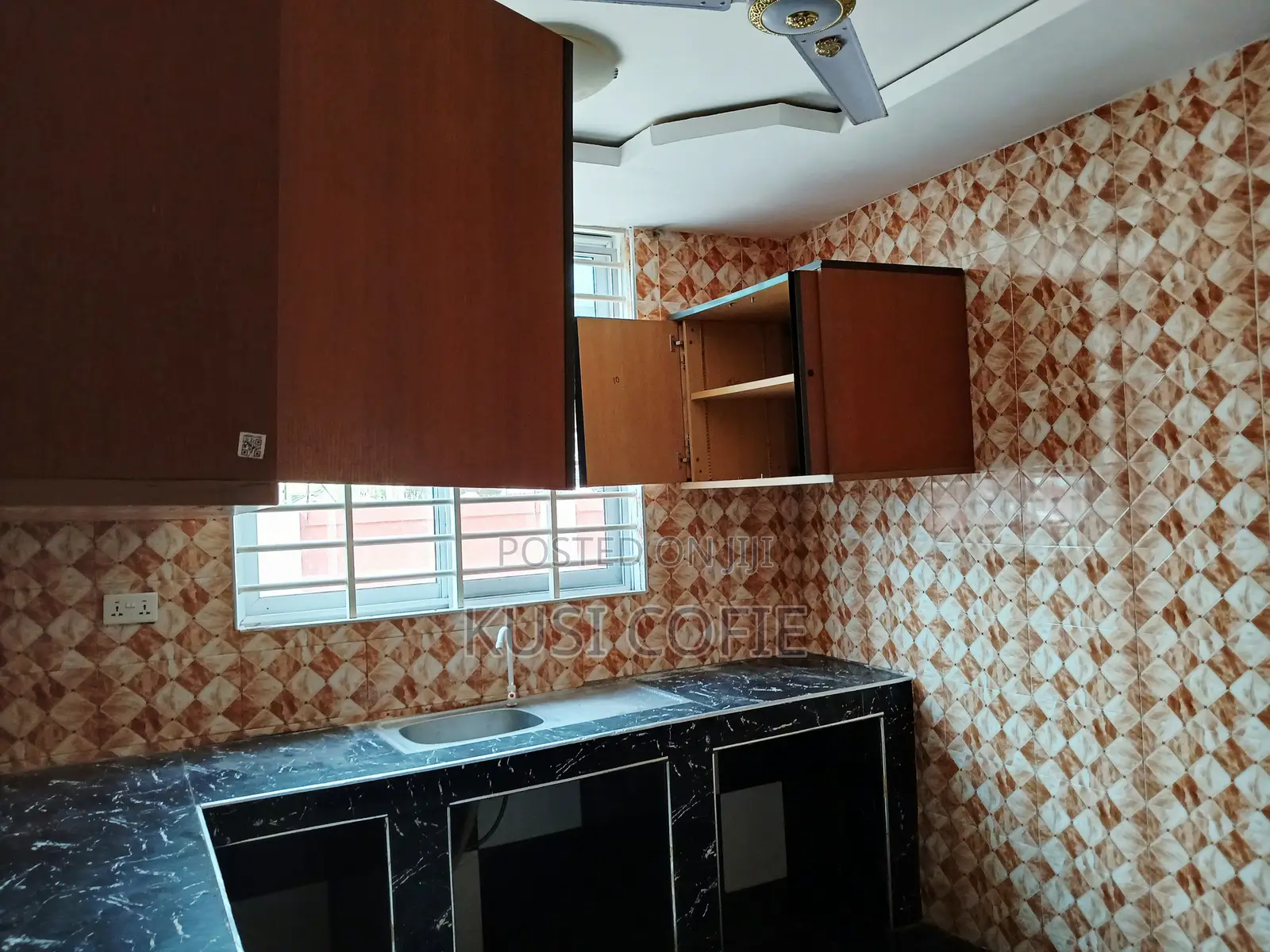 5bdrm House in ECOMOG for sale