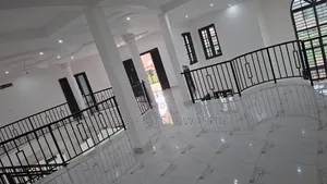 5bdrm Mansion in Apromase, Kumasi Metropolitan for sale