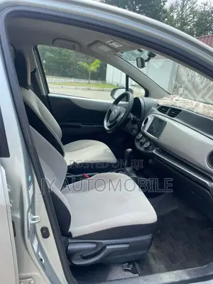 Toyota Vitz 2013