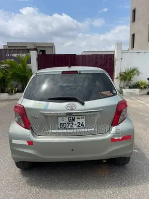 Toyota Vitz 2013