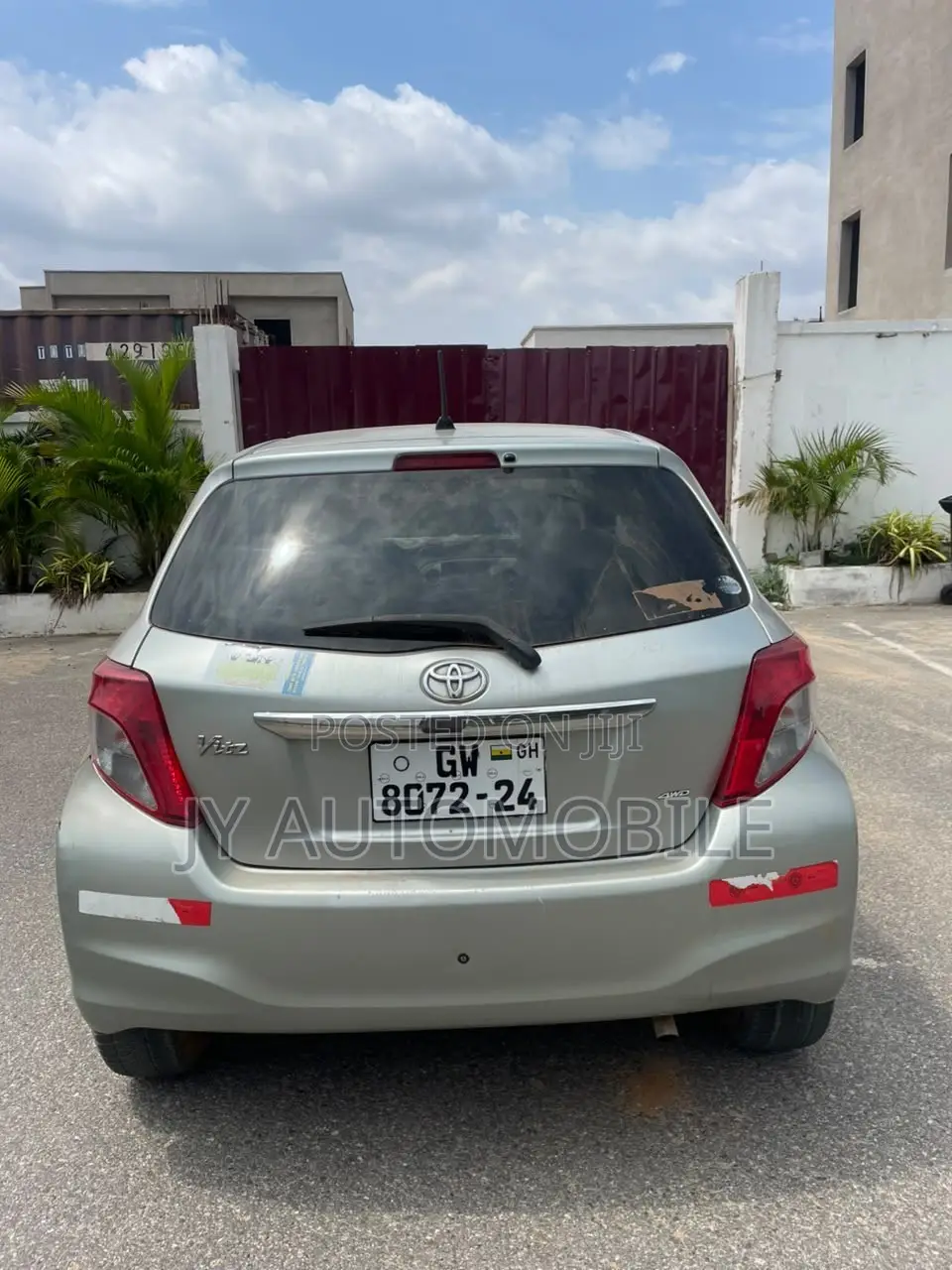 Toyota Vitz 2013