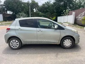Toyota Vitz 2013