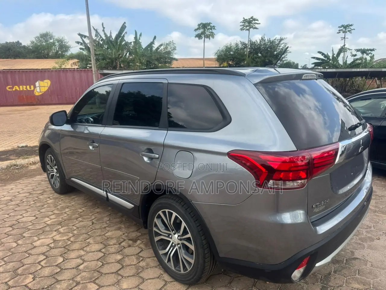 Mitsubishi Outlander 2016 Gray