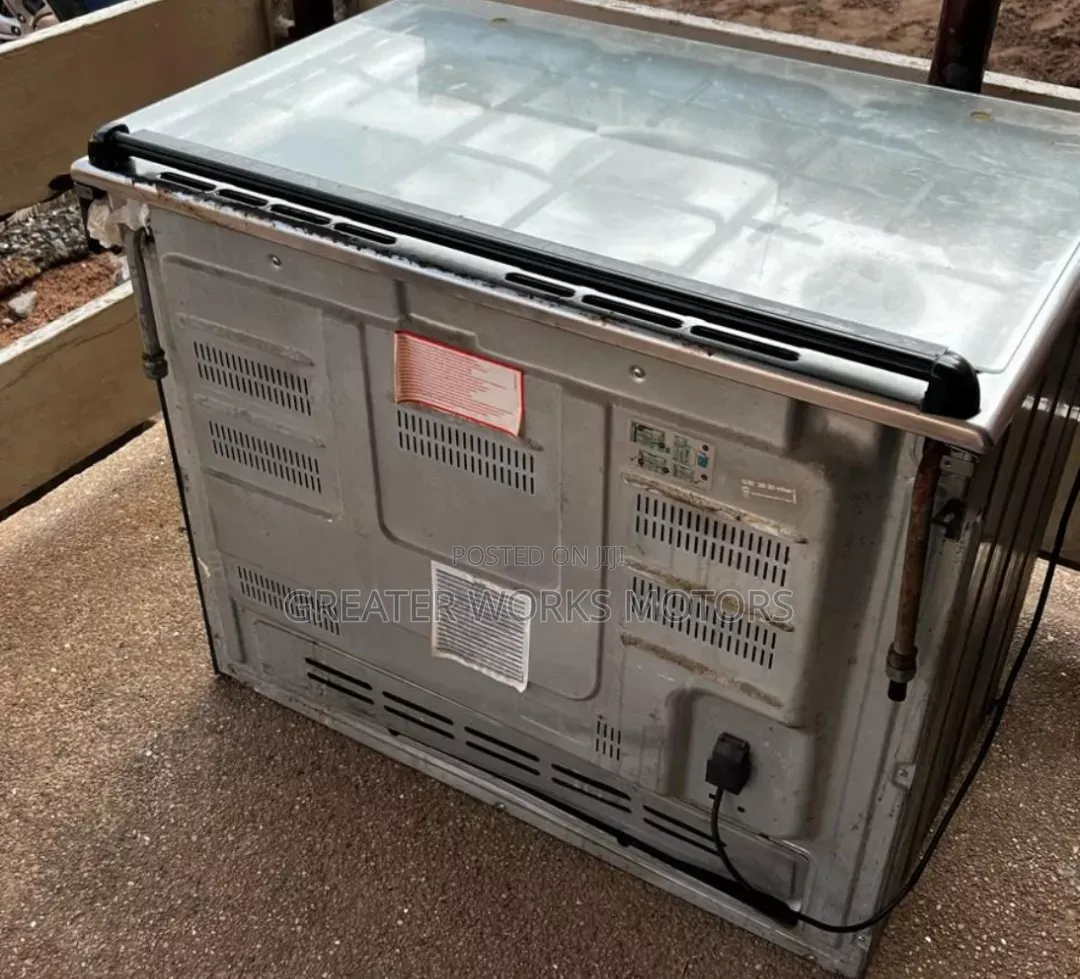 5 Burner Gas Cooker With Oven