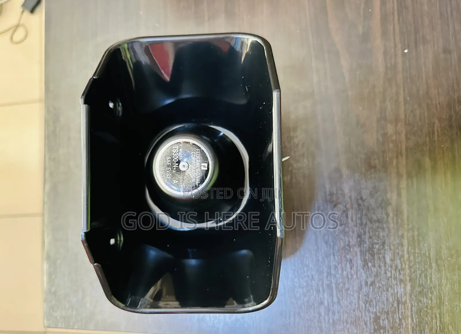 400W Siren With Remote Control + Heavy-Duty Speaker