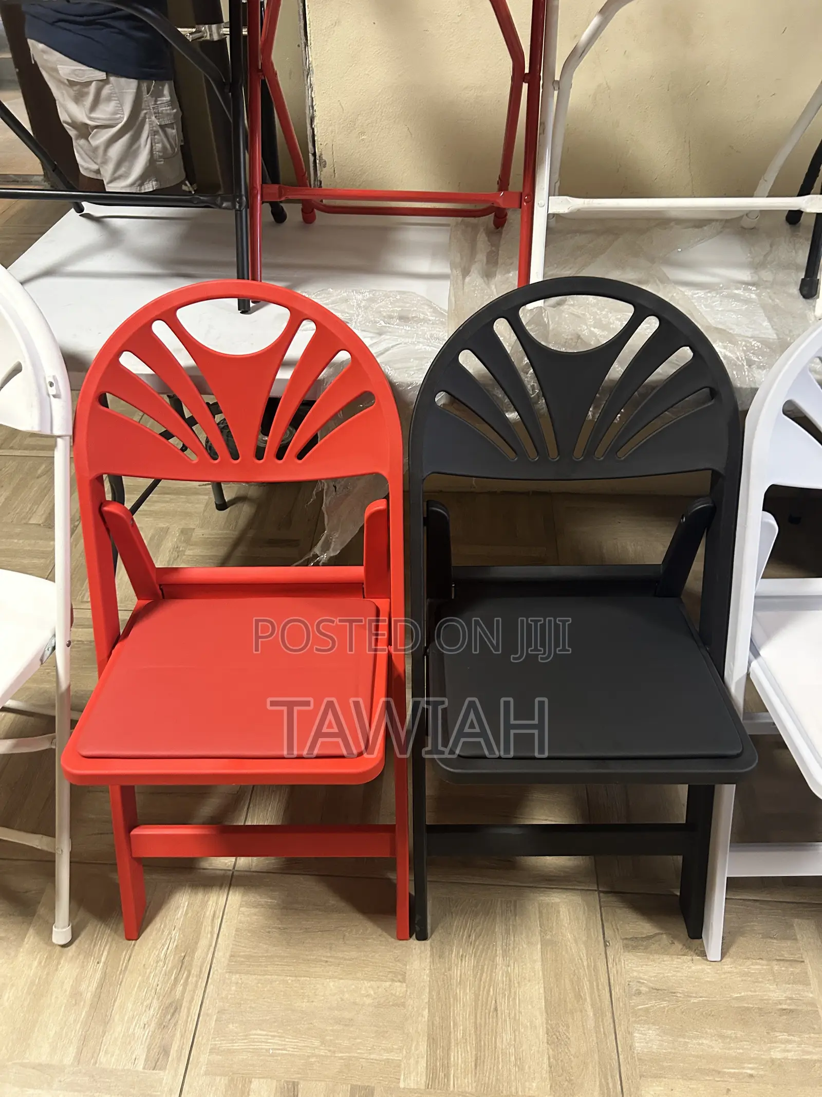 Fan Back New Design Foldable Chair