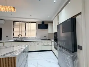 4bdrm House in East Legon for sale